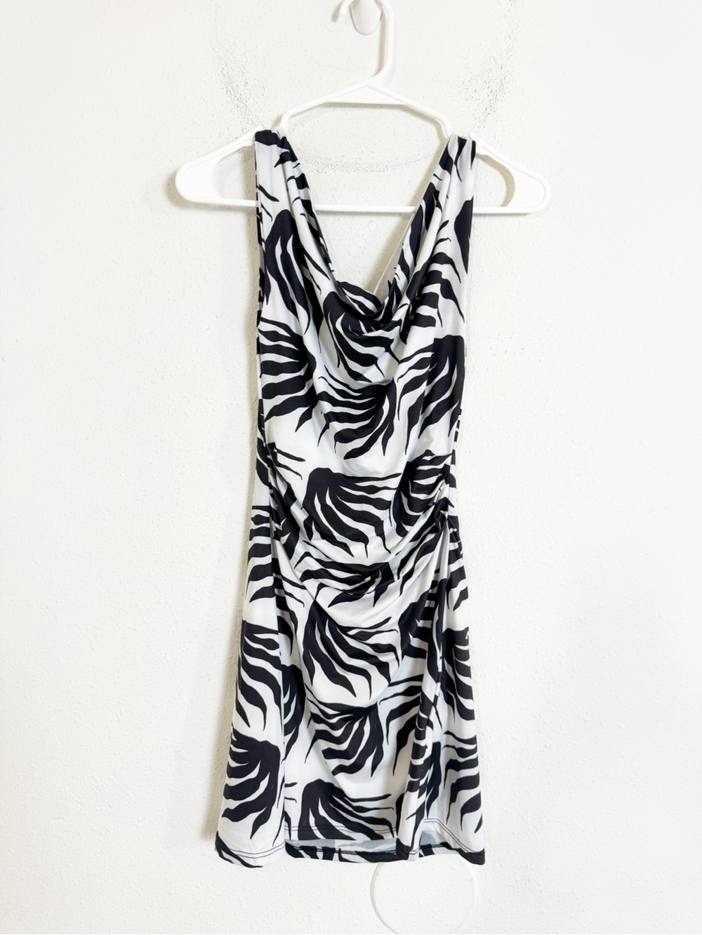 Maisie wilen volte sleeveless palm print mini dress